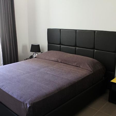 Gramsci 21 Rooms Nápoly Kültér fotó