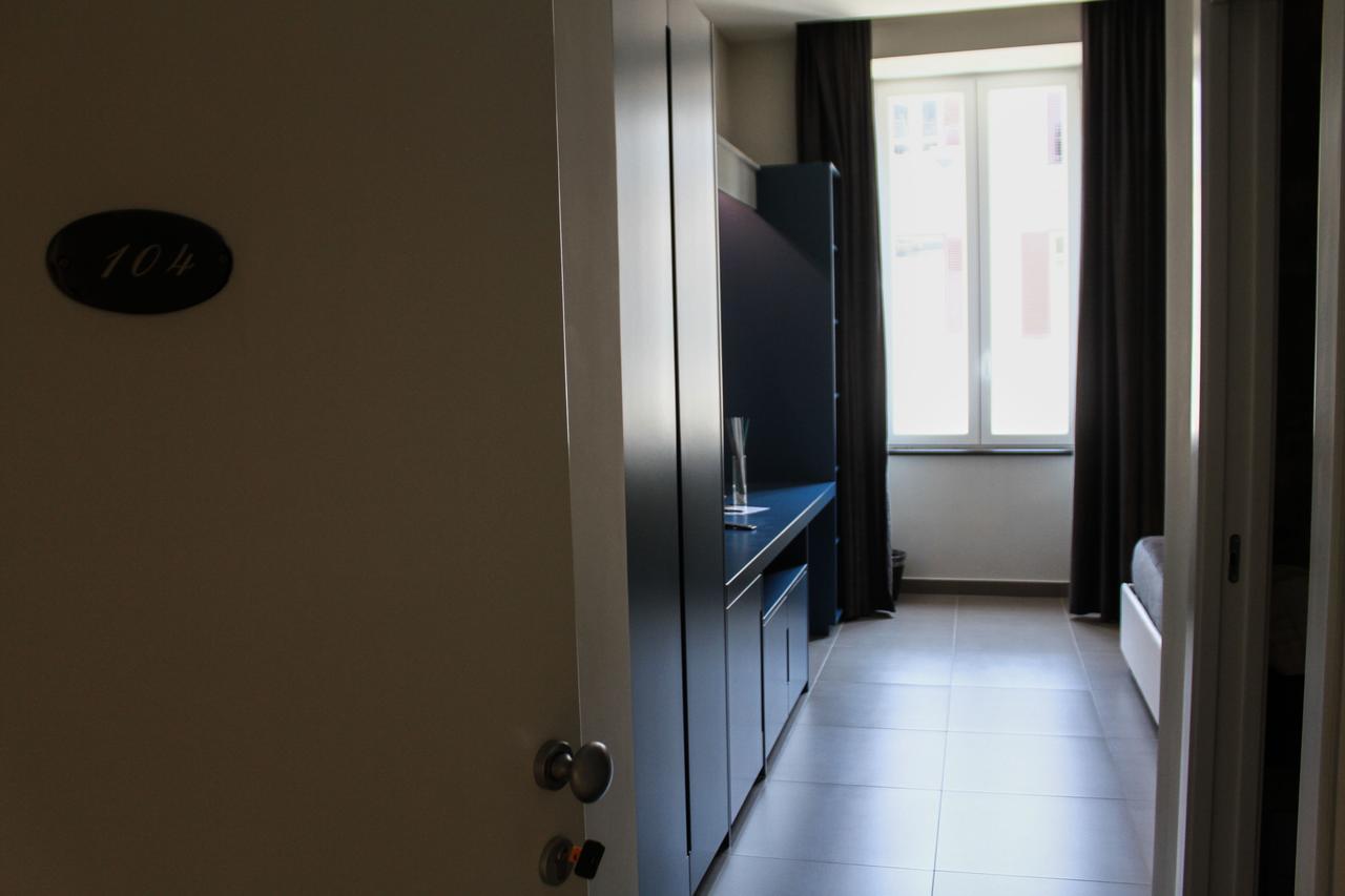 Gramsci 21 Rooms Nápoly Kültér fotó