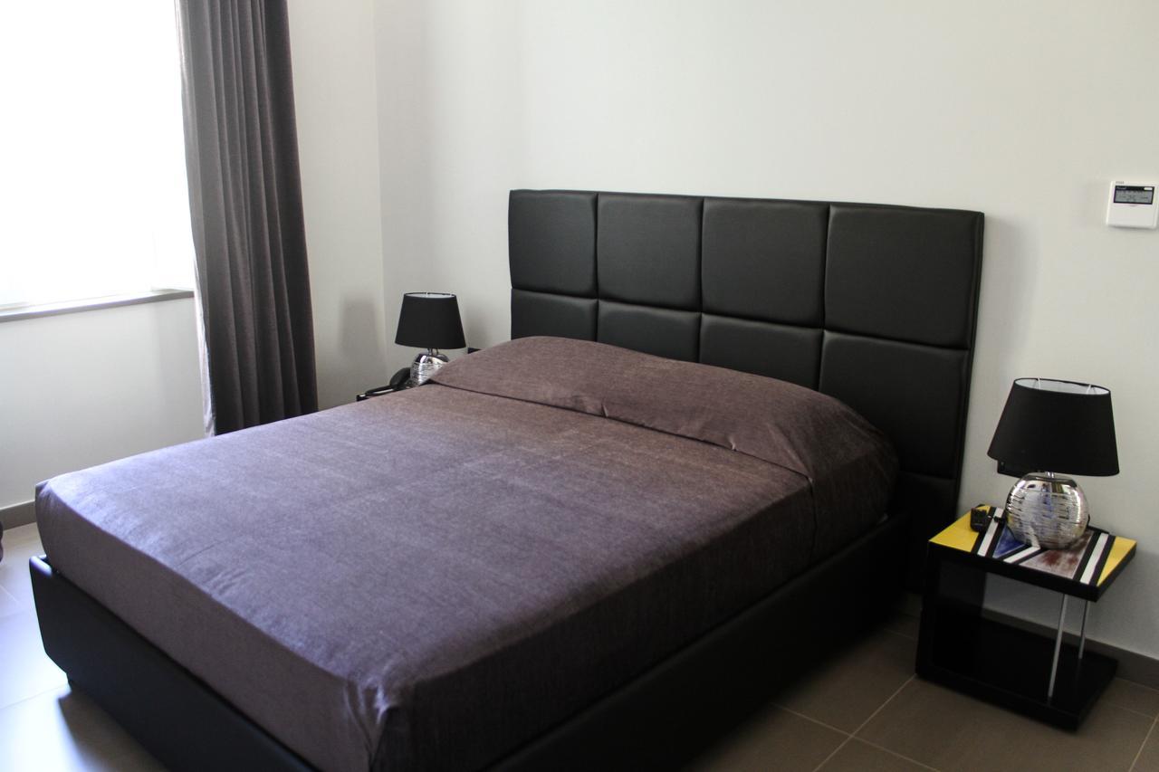 Gramsci 21 Rooms Nápoly Kültér fotó