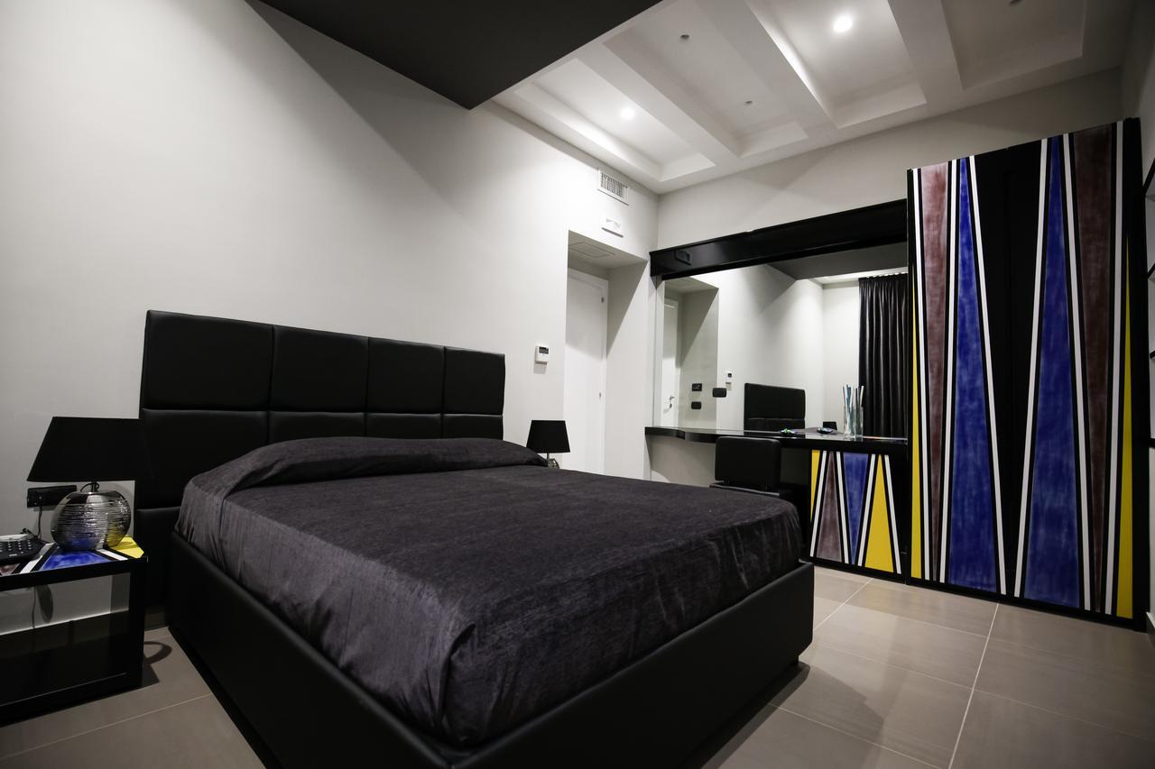 Gramsci 21 Rooms Nápoly Kültér fotó